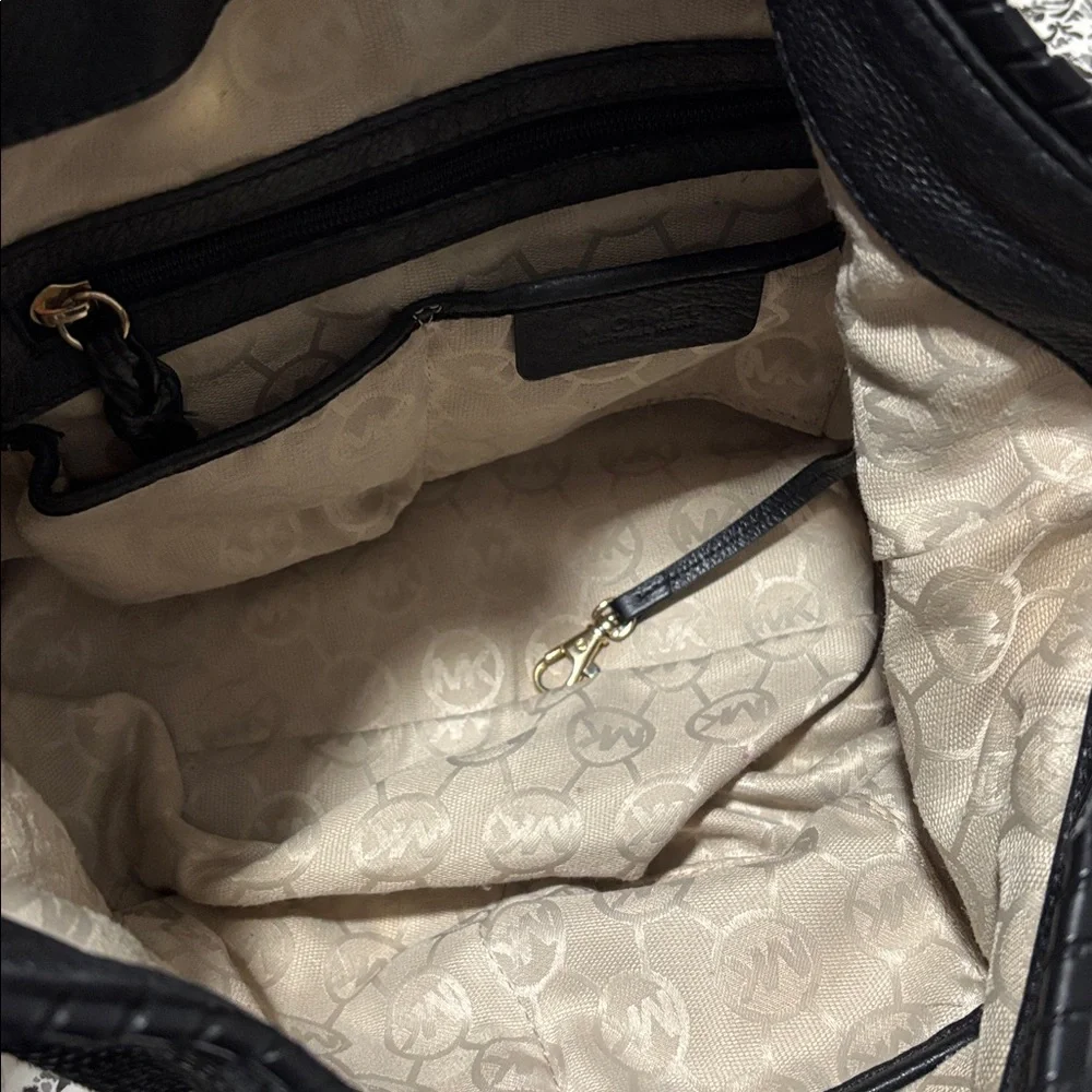 MICHAEL Michael Kors Black Hobo Bag